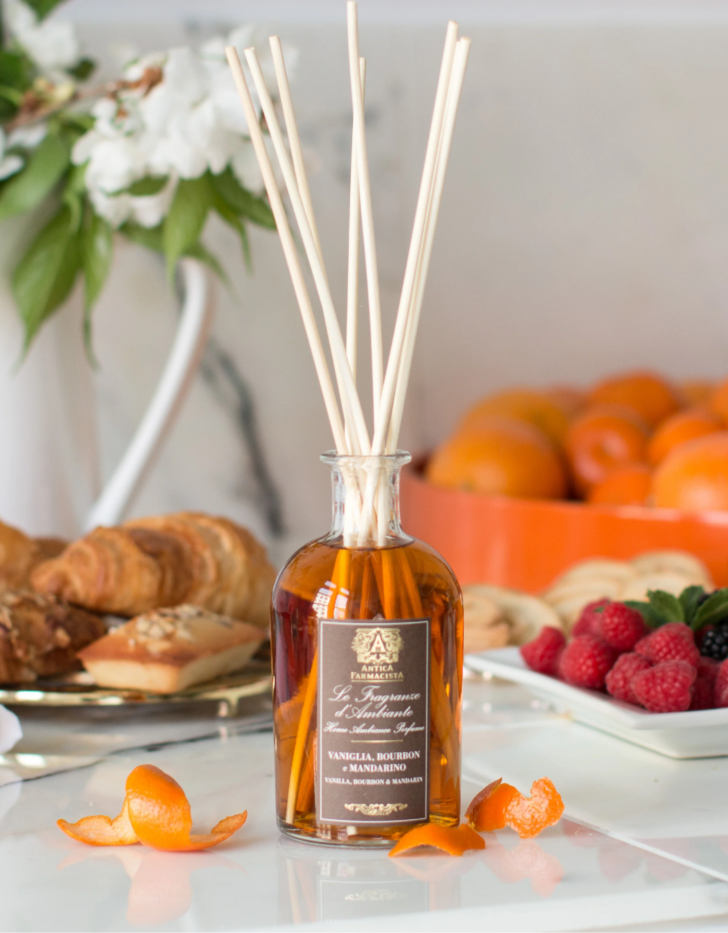 Vanilla, Bourbon & Mandarin scent mood