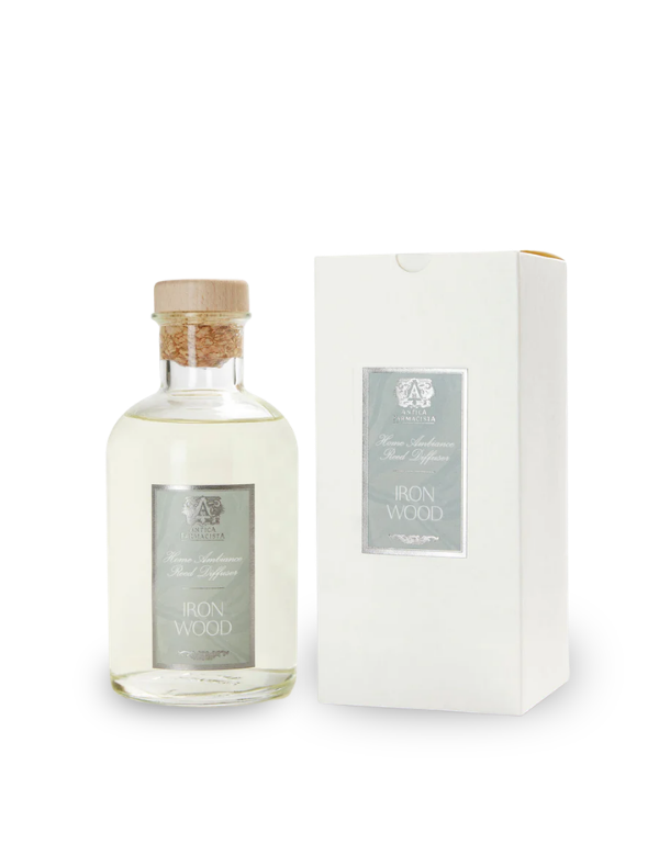 Antica Farmacista Iron Wood diffuser packaging